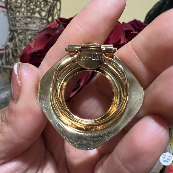 VINTAGE JERI-LOU SCARF CLIP GOLD TONE -SQUARE ROUND DESIGN - Picture 3 of 5